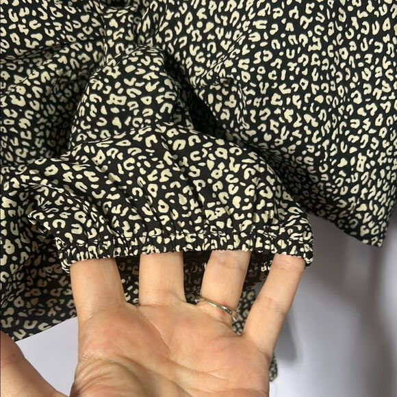 Princess Polly Black Tan Print Top Long Sleeve Wrap Splice Size 4 Blouse - Picture 3 of 7